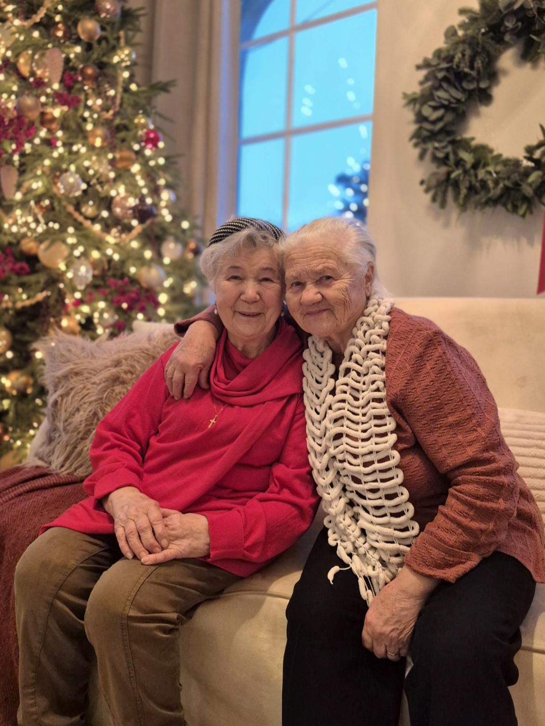 Сбор на Новогодние подарки пожилым людям